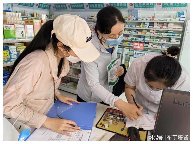 长宁最新小药店愿意套现的原因方法分析(最方便真实的长宁急用钱24小时套医保卡方法)